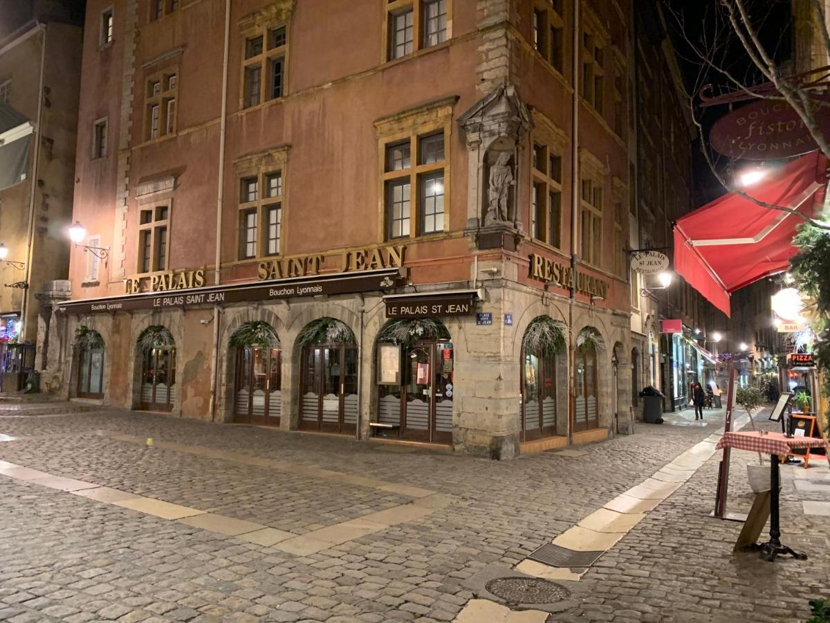 Gite Du Vieux Лион Екстериор снимка