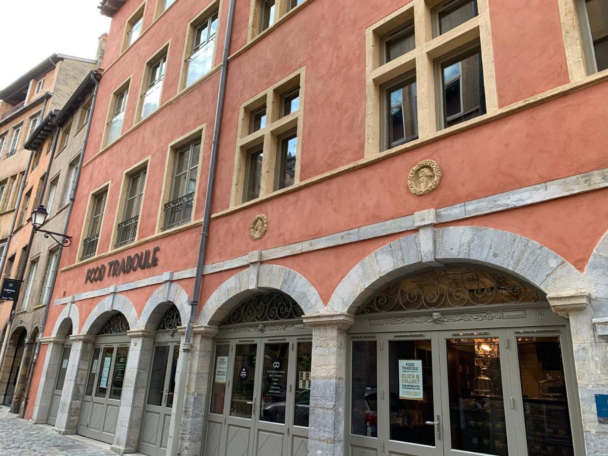 Gite Du Vieux Лион Екстериор снимка