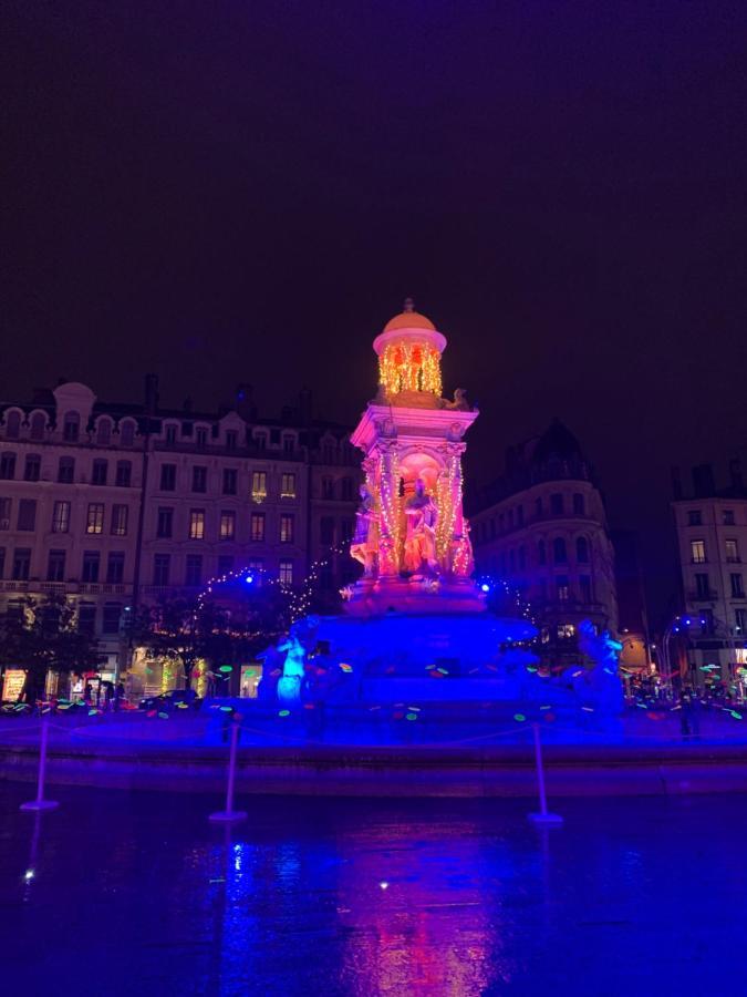 Gite Du Vieux Лион Екстериор снимка
