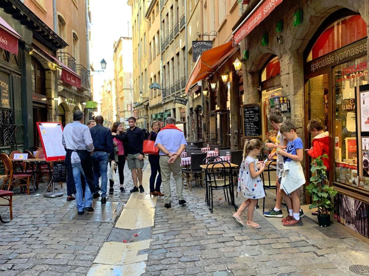 Gite Du Vieux Лион Екстериор снимка