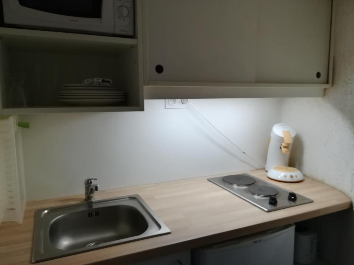 Gite Du Vieux Лион Екстериор снимка