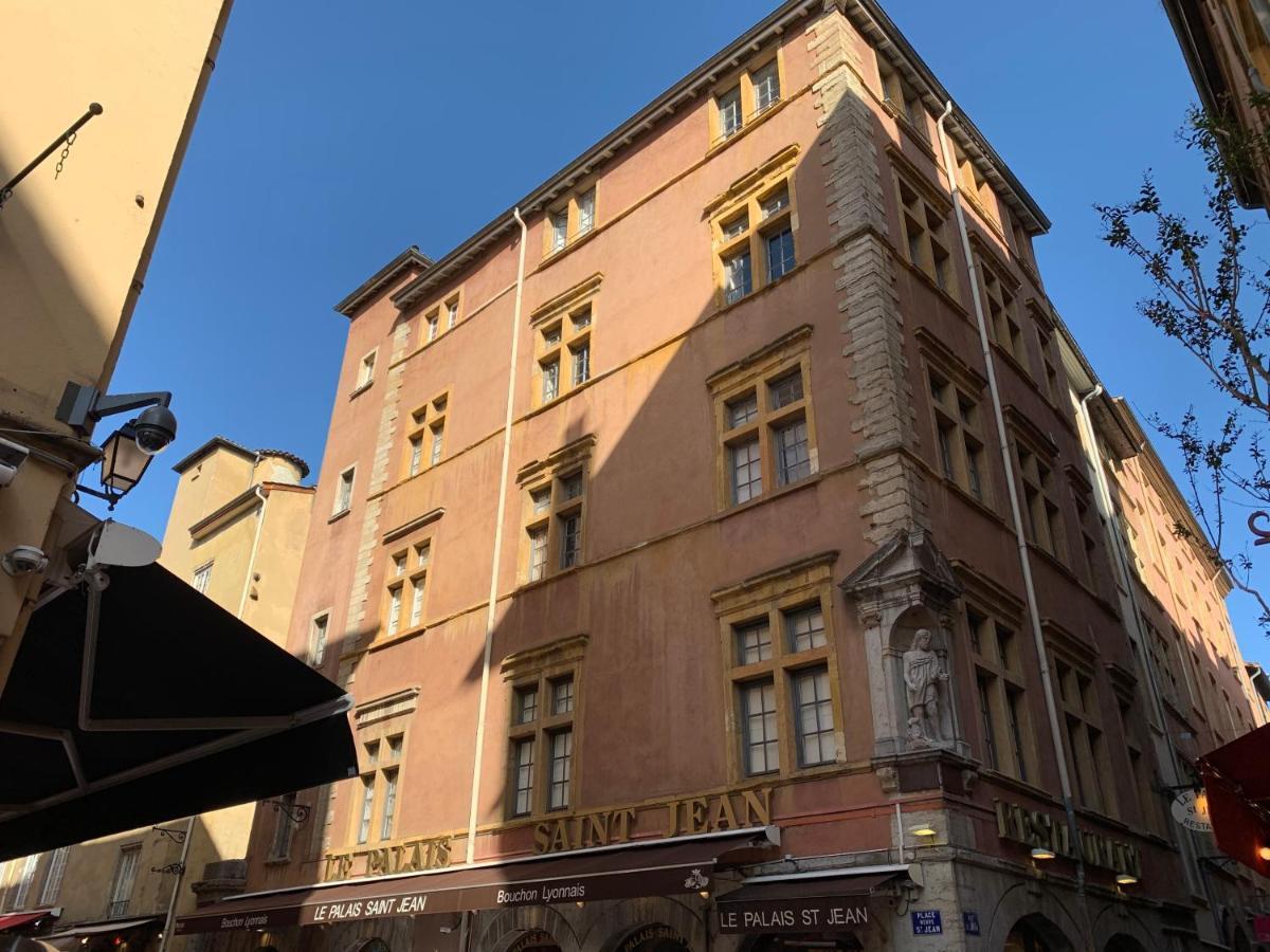 Gite Du Vieux Лион Екстериор снимка